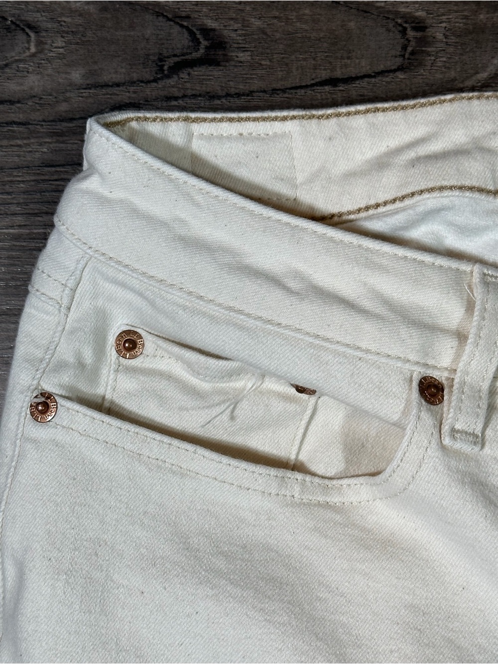 L.L. BEAN BEANFLEX Slim Leg Classic Fit Natural Tencel Lyocell Jeans 6 Petite - Picture 3 of 13